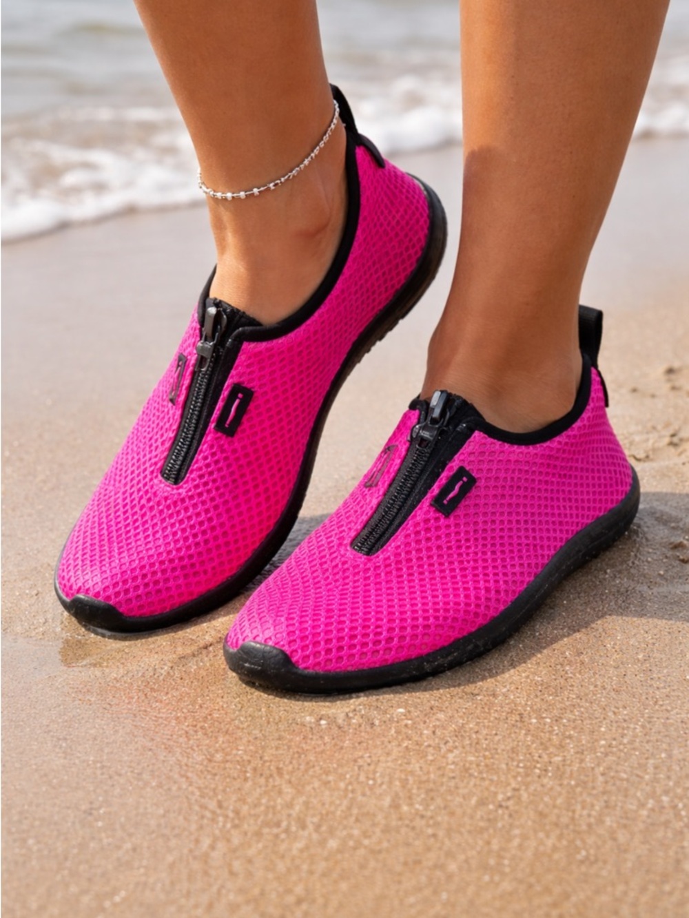 Women's Pink Mesh Water Shoes - Zip Front Swim Sneakers